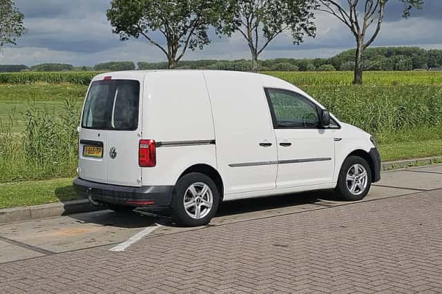 Volkswagen Caddy (2019) thumbnail 3