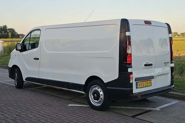 Renault Trafic (2019) thumbnail 5