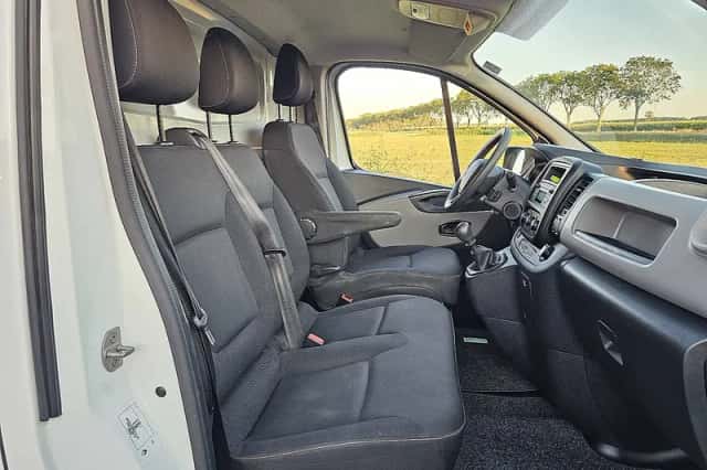 Renault Trafic (2019) thumbnail 6