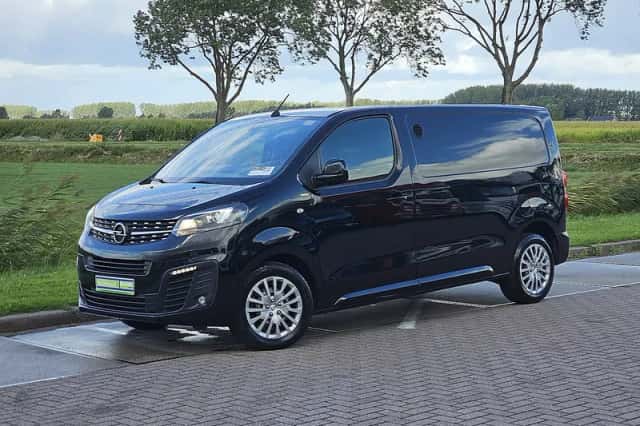 Opel Vivaro (2023) thumbnail 2