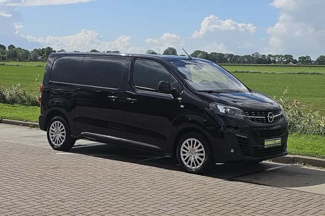 Opel Vivaro (2023) thumbnail 4