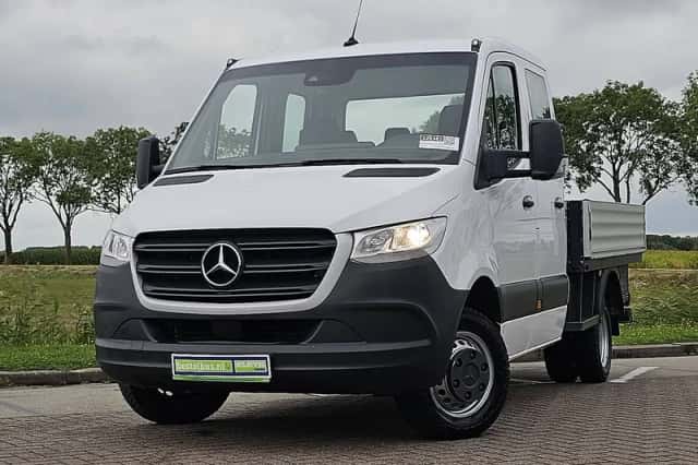 Mercedes-Benz Sprinter (2022) thumbnail 1