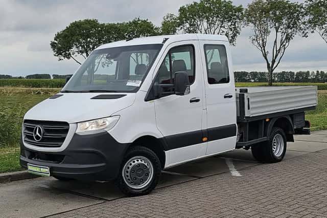 Mercedes-Benz Sprinter (2022) thumbnail 2