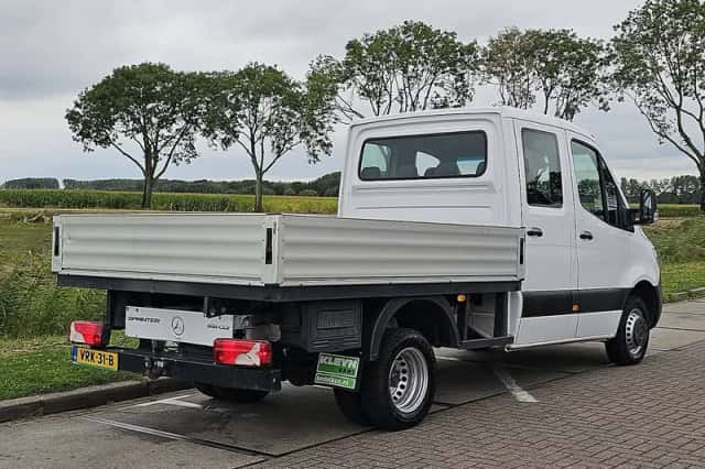Mercedes-Benz Sprinter (2022) thumbnail 3