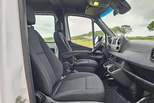 Mercedes-Benz Sprinter (2022) thumbnail 6