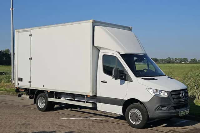 Mercedes-Benz Sprinter (2019) thumbnail 4