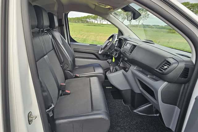 Opel Vivaro (2021) thumbnail 6