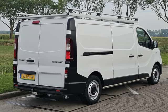 Renault Trafic (2021) thumbnail 3