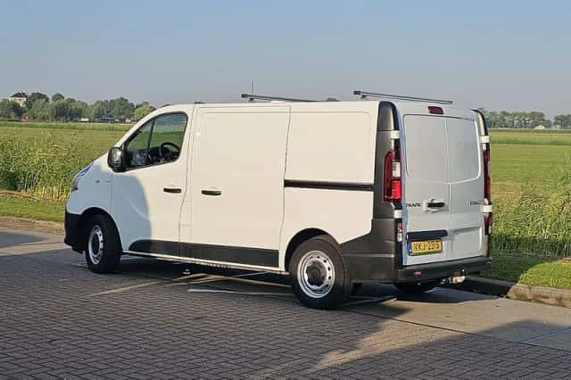 Renault Trafic (2021) thumbnail 5