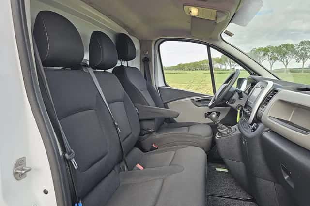 Renault Trafic (2018) thumbnail 6