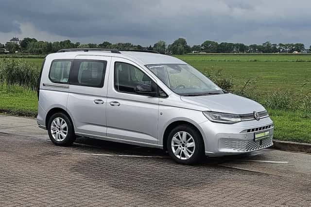 Volkswagen Caddy (2022) thumbnail 4