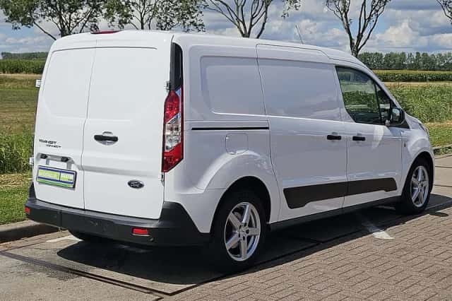 Ford Transit (2021) thumbnail 3