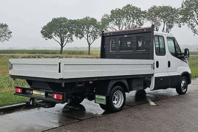 Iveco Daily (2024) thumbnail 3