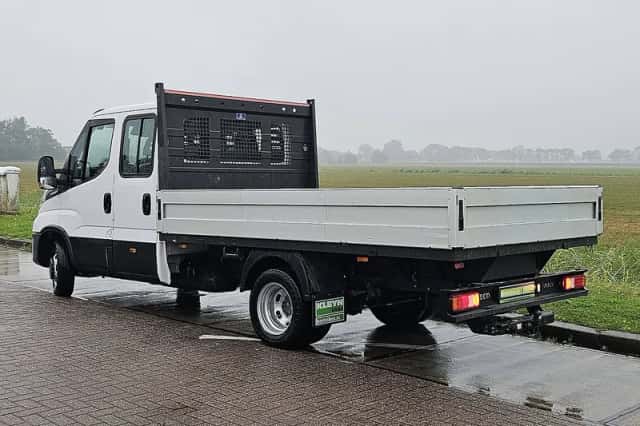 Iveco Daily (2024) thumbnail 5