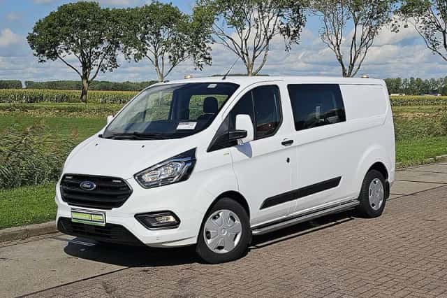 Ford Transit (2019) thumbnail 2