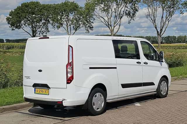 Ford Transit (2019) thumbnail 3
