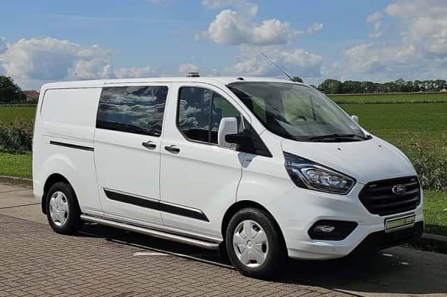Ford Transit (2019) thumbnail 4