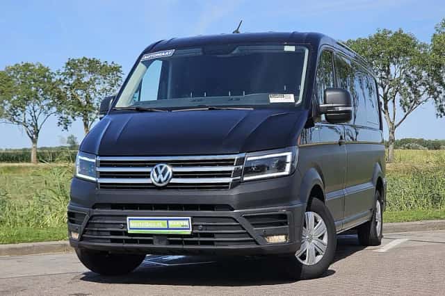 Volkswagen Crafter (2019) thumbnail 1