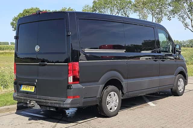 Volkswagen Crafter (2019) thumbnail 3