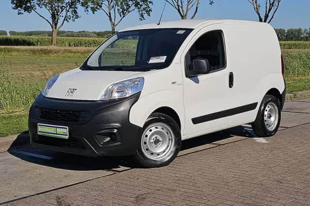 Fiat Fiorino (2022) thumbnail 2