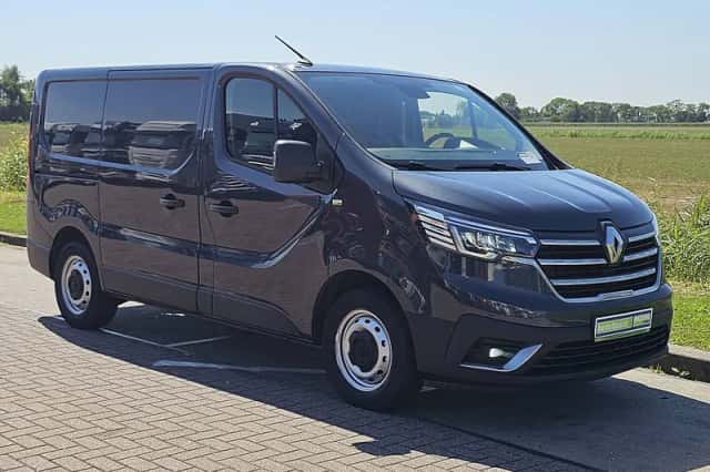 Renault Trafic (2023) thumbnail 4