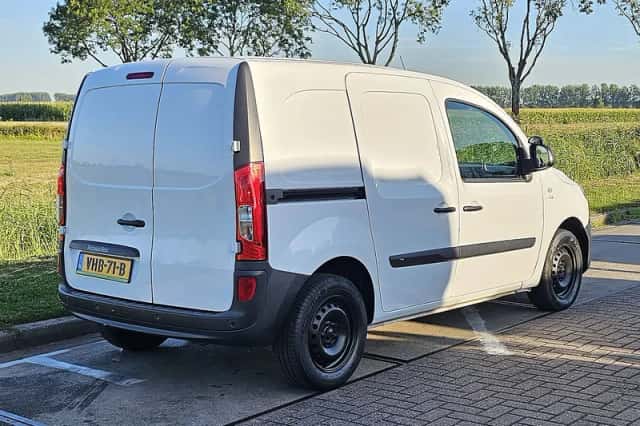 Mercedes-Benz Citan (2020) thumbnail 3