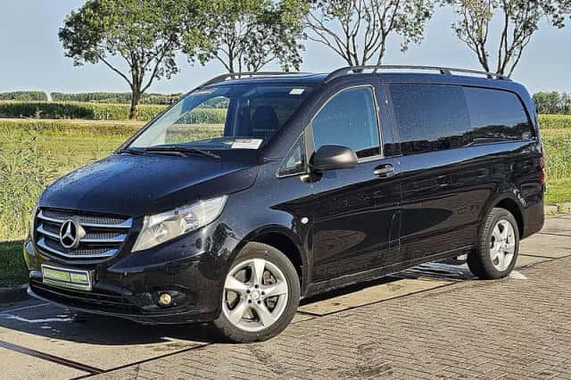 Mercedes-Benz Vito (2016) thumbnail 2