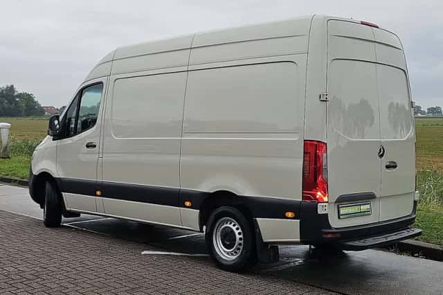 Mercedes-Benz Sprinter (2019) thumbnail 5