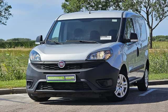 Fiat Doblò (2020) thumbnail 1