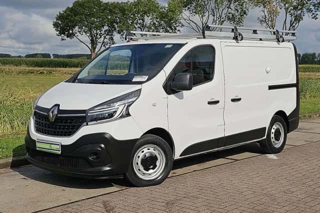 Renault Trafic (2021) thumbnail 2