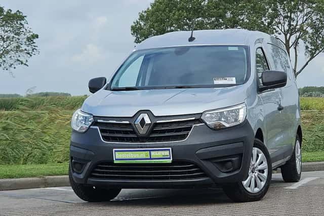Renault Kangoo (2022) thumbnail 1