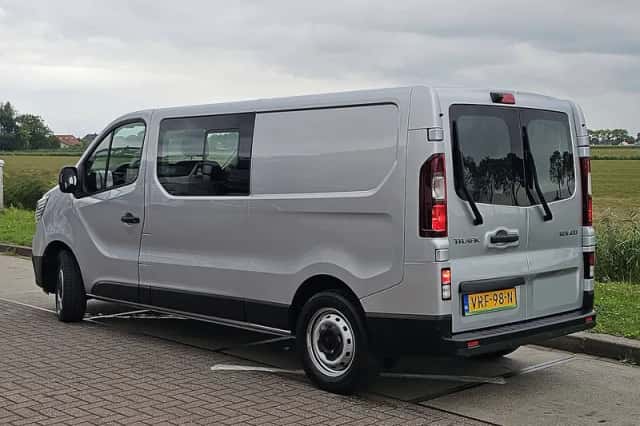 Renault Trafic (2022) thumbnail 5