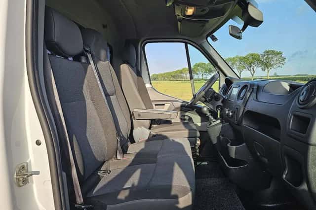 Renault Master (2019) thumbnail 6