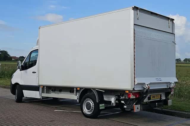 Mercedes-Benz Sprinter (2020) thumbnail 5