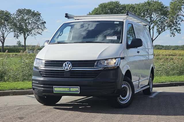 Volkswagen Transporter (2020) thumbnail 1