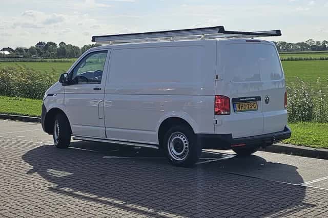 Volkswagen Transporter (2020) thumbnail 5