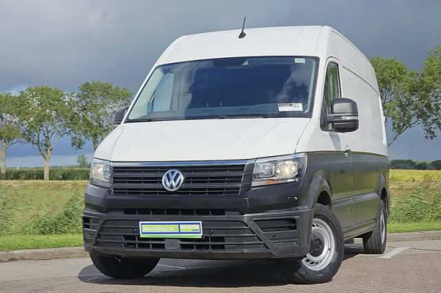 Volkswagen Crafter (2017) thumbnail 1