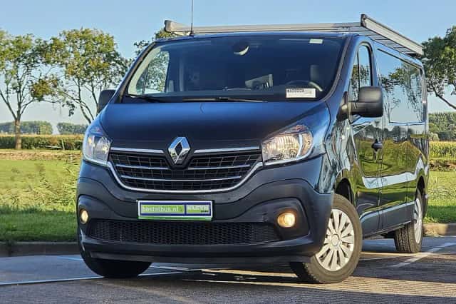 Renault Trafic (2021) thumbnail 1