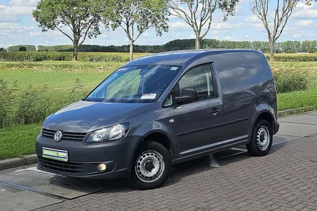 Volkswagen Caddy (2014) thumbnail 2