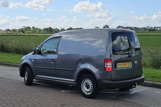 Volkswagen Caddy (2014) thumbnail 5