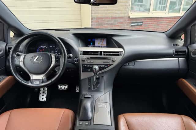 Lexus RX (2013) thumbnail 4