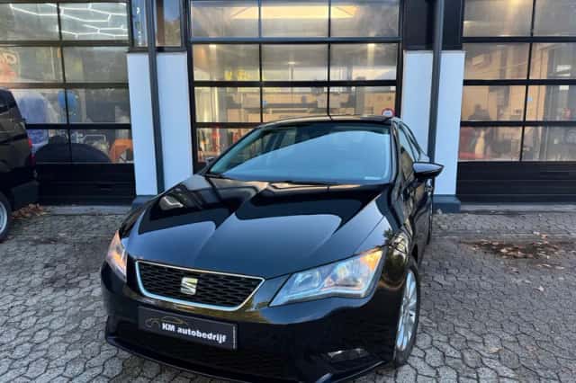 SEAT Leon (2013) thumbnail 1