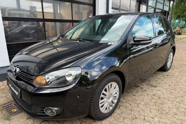 Volkswagen Golf (2010) thumbnail 4