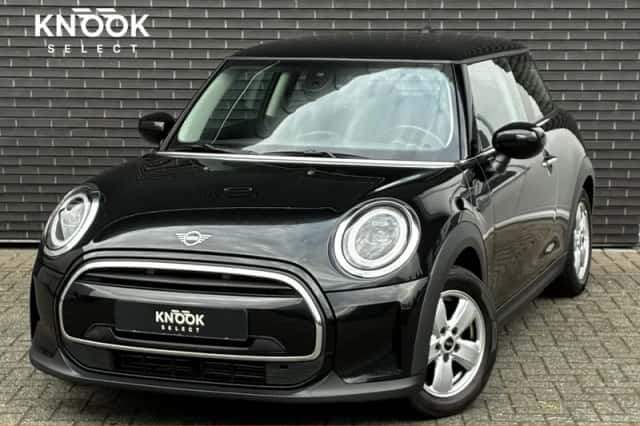 MINI Cooper (2023) thumbnail 1