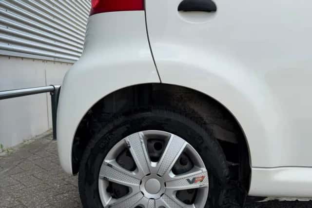 Peugeot 107 (2010) thumbnail 4