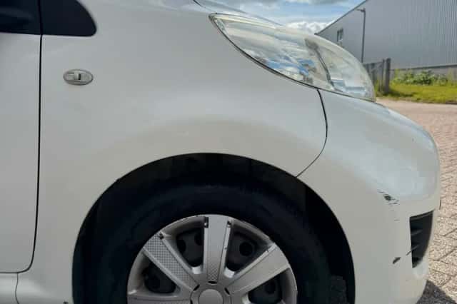 Peugeot 107 (2010) thumbnail 5