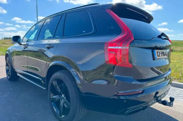 Volvo XC90 (2016) thumbnail 5