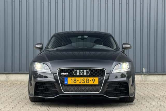 Audi TT RS (2009) thumbnail 4