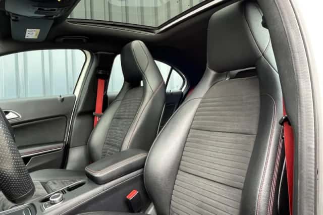 Mercedes-Benz A-Klasse (2016) thumbnail 4