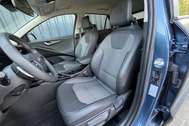 Kia Niro (2023) thumbnail 5